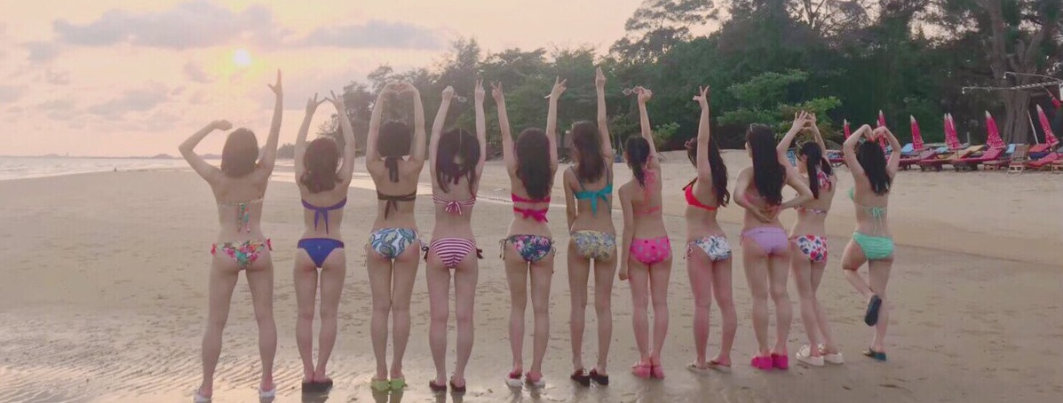 SUPER☆GiRLSが「ヤングチャンピオン」をジャック！水着ショットに称賛の...